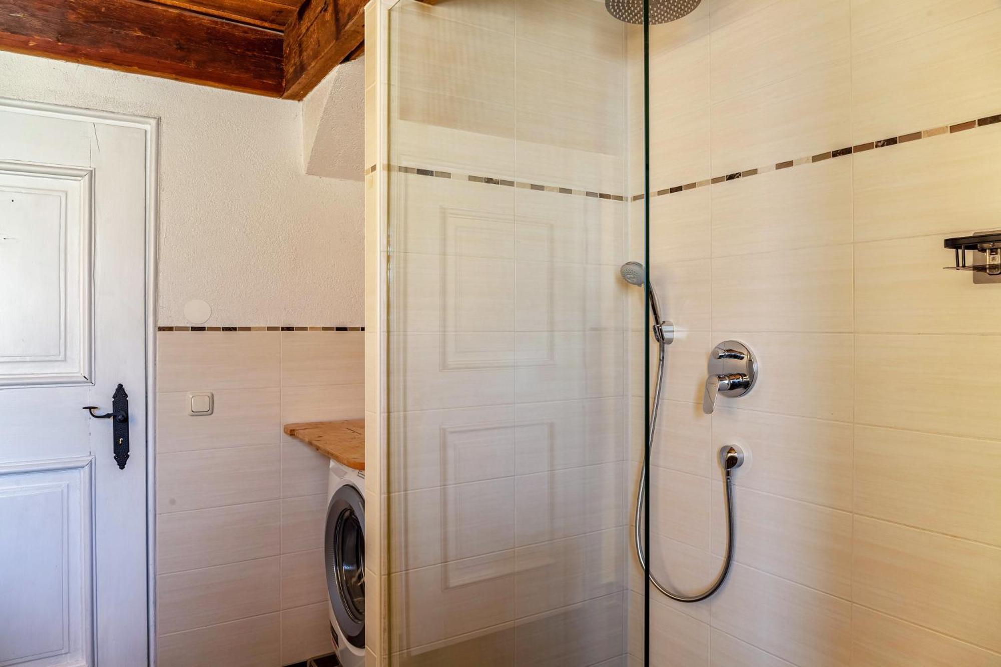 Ferienwohnung Siebzehn35 ガルミッシュ・パルテンキルヒェン エクステリア 写真